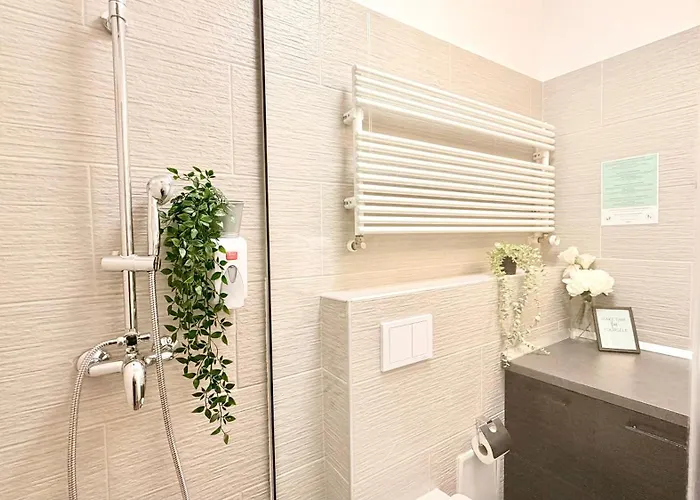 Apartment Read About It - Stylish *