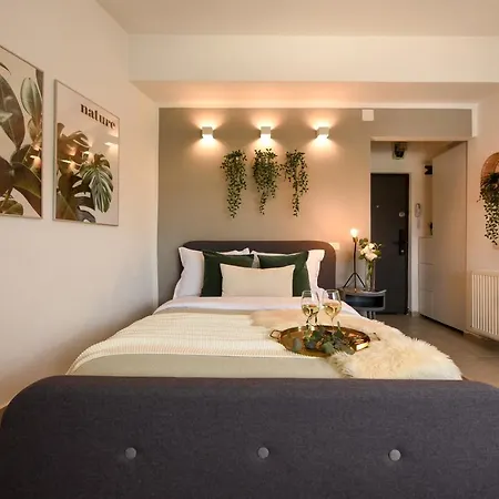 Apartment Read About It - Stylish