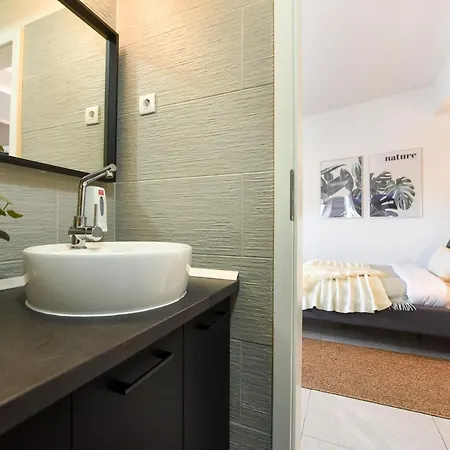 Read About It - Stylish Apartment