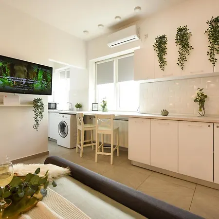 Apartment Read About It - Stylish