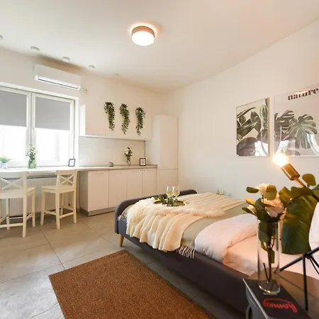 Read About It - Stylish Apartment Bucharest