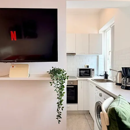 Read About It - Stylish *