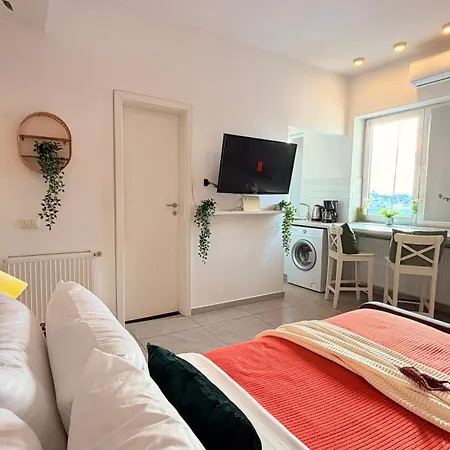 Read About It - Stylish Apartment *