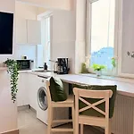 Read About It - Stylish Apartman *